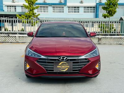 Hyundai Elantra 2020 màu đỏ 2.0