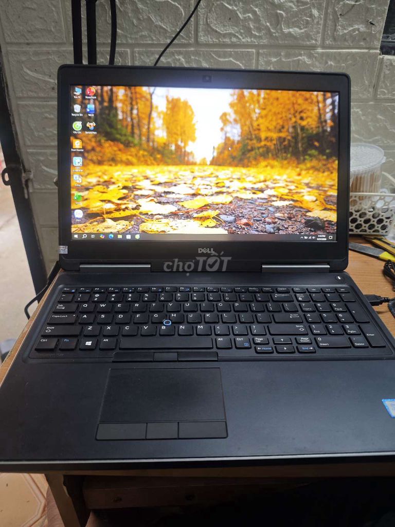 Dell Precision 7520 i7-6820HQ 16GB/256GB. Mua bán Laptop tại Quận Hoàng Mai Hà Nội được đăng bởi Phong Tran hình 1