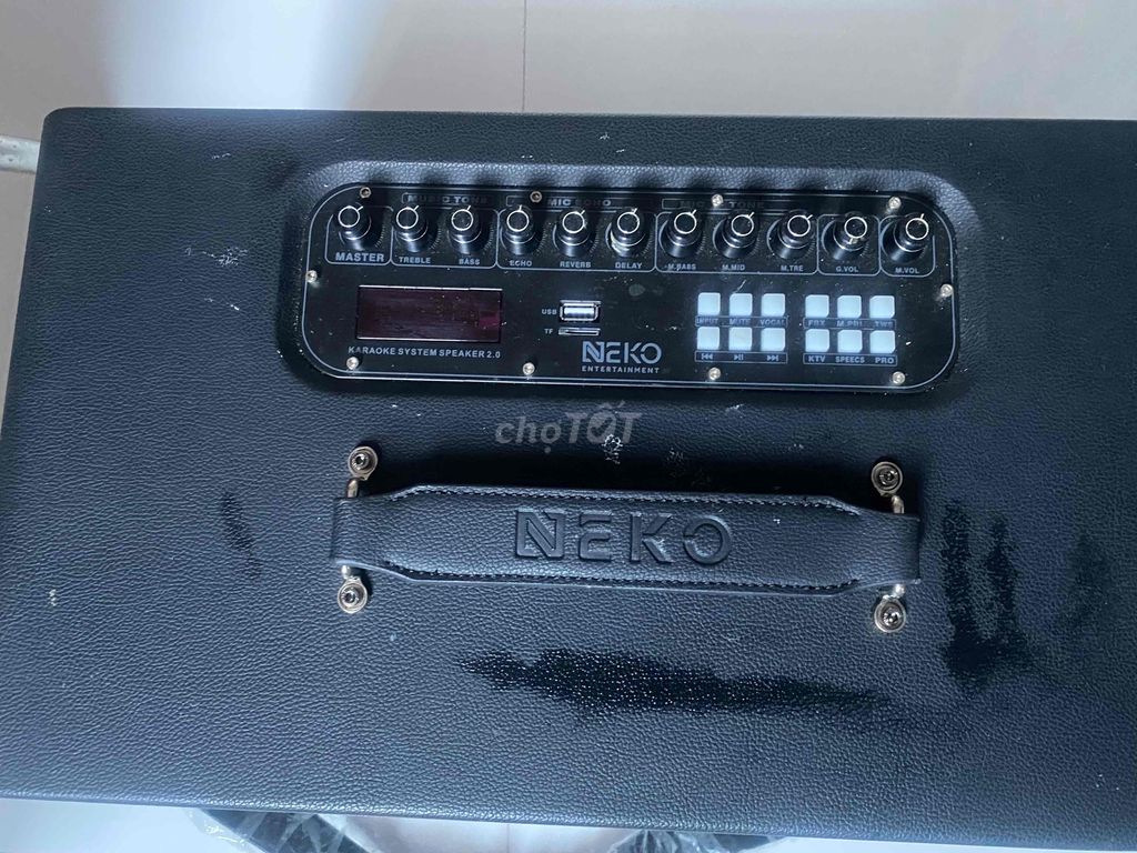 Loa karaoke xách tay Neko Nk800 công xuất 120w