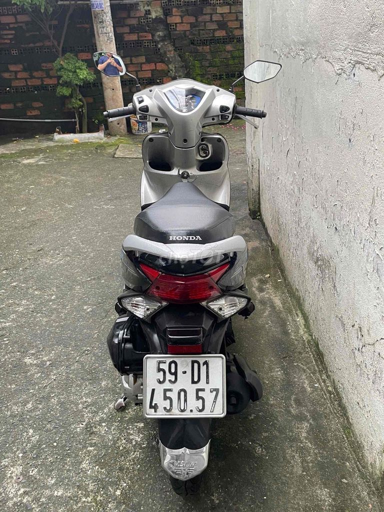 Honda Vision 2013 chính chủ máy êm ru. Mua bán Xe máy tại Thành phố Thủ Đức Tp Hồ Chí Minh được đăng bởi Lê Hạnh hình 7