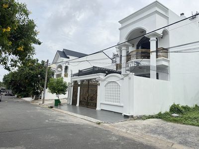 Lô đất Biệt Thự 200m2 Khu dân cư Hồng Long Hiệp Bình Phước giá 14.5 tỷ