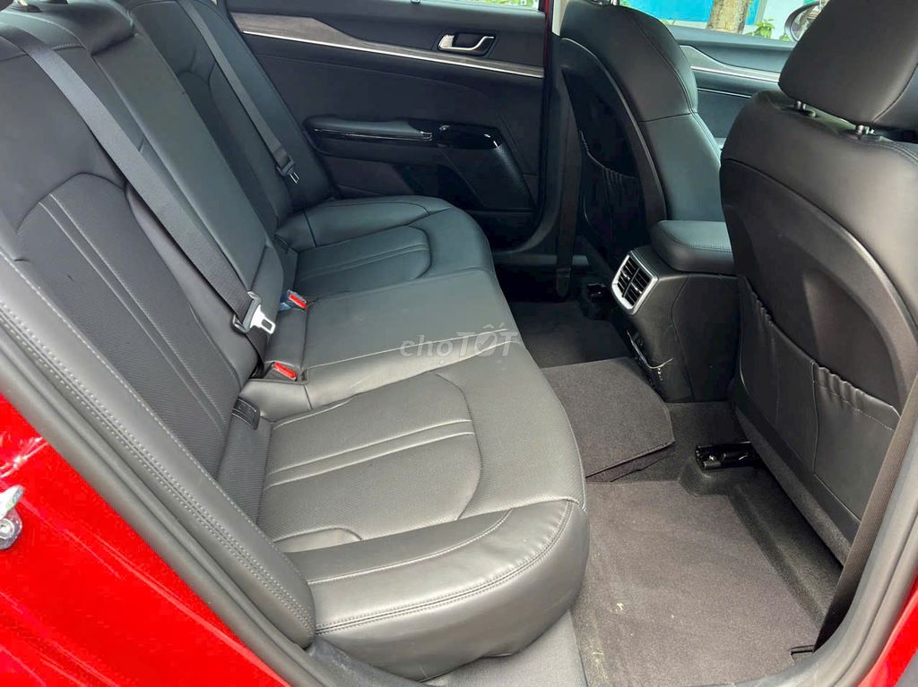 Kia K5 Luxury 2022 một chủ odo 6v. Mua bán Ô tô tại Quận Long Biên Hà Nội được đăng bởi PHÚC LÂM  AUTO hình 11