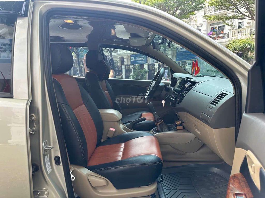 Toyota Hilux 2. 4x2 2012 Bạc 200000 km. Mua bán Ô tô tại Quận Gò Vấp Tp Hồ Chí Minh được đăng bởi PHẠM VIỆT hình 11