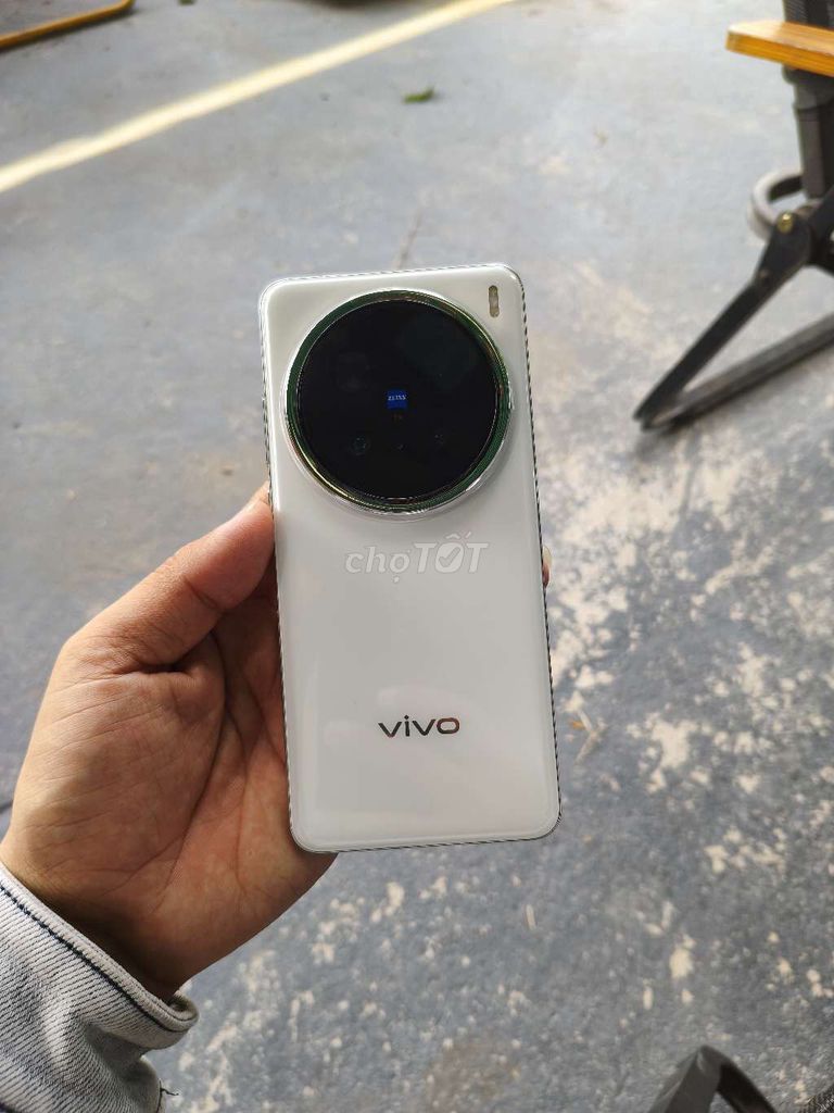Vivo X200 Pro 256GB Trắng. Mua bán Điện thoại tại Thị xã Bến Cát Bình Dương được đăng bởi Trân Trần hình 1