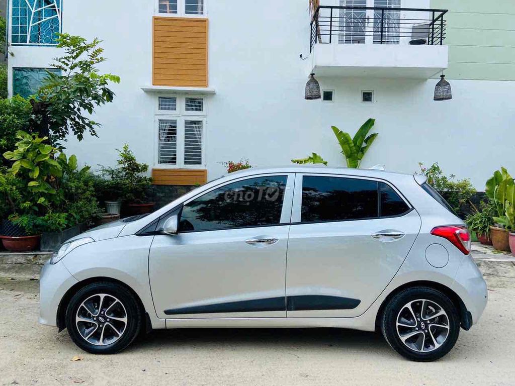 Hyundai i10 2019 1.2 AT xe 1 chủ chạy 88.000km