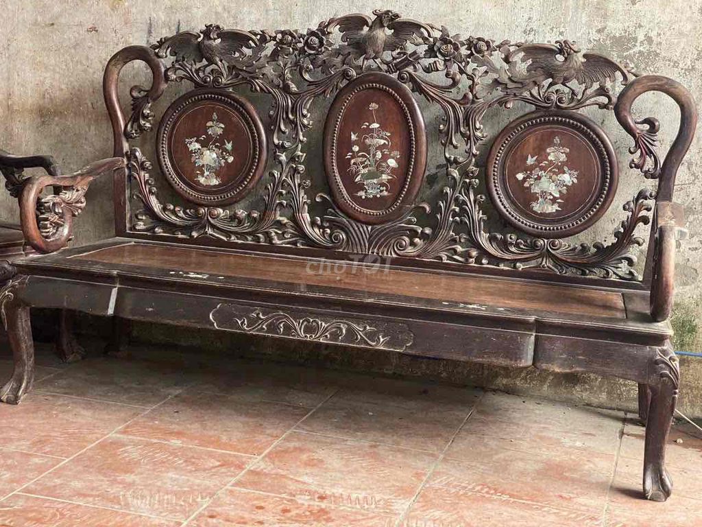 Bộ bàn ghế gỗ cổ điển 5 món. Mua bán Bàn ghế tại Huyện Đông Anh Hà Nội được đăng bởi lê anh thư  hình 1
