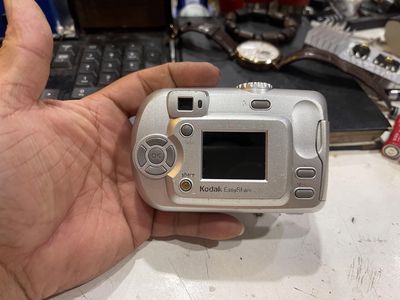 Máy ảnh Kodak EasyShare C300  bể nắp pin