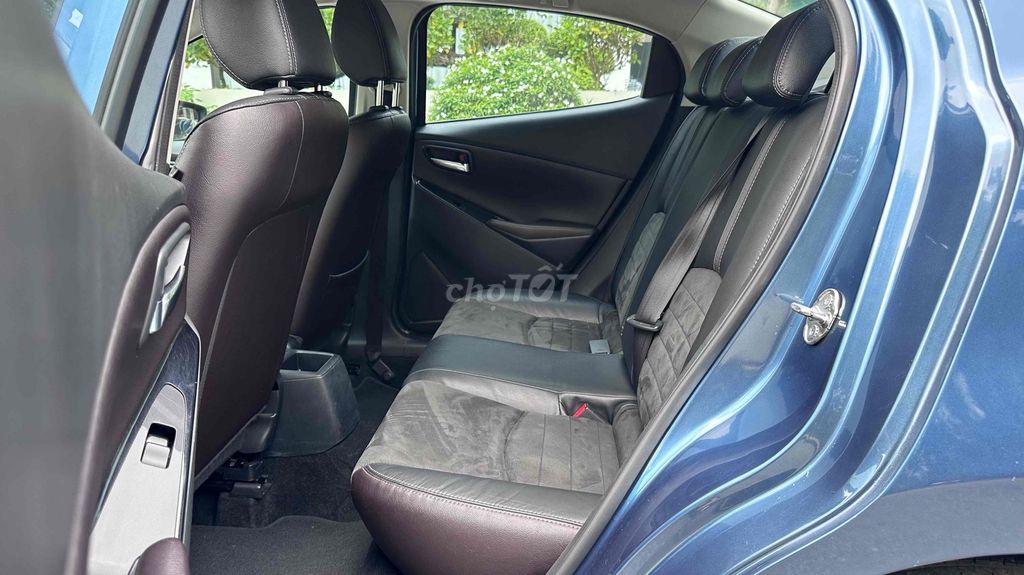 Mazda 2 2019 Premium Sedan - nhập khẩu thái lan. Mua bán Ô tô tại Huyện Nhà Bè Tp Hồ Chí Minh được đăng bởi Hung hình 7