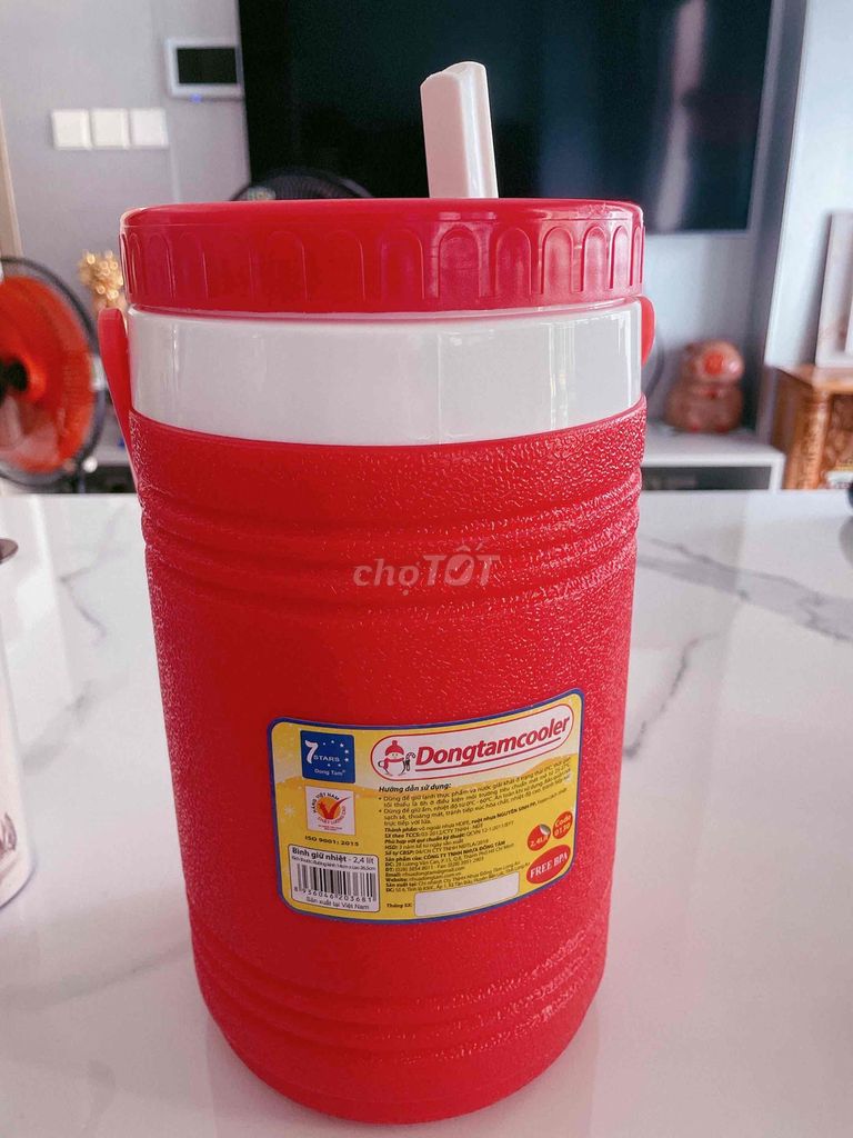 Bình giữ nhiệt Đồng Tâm 2,4l