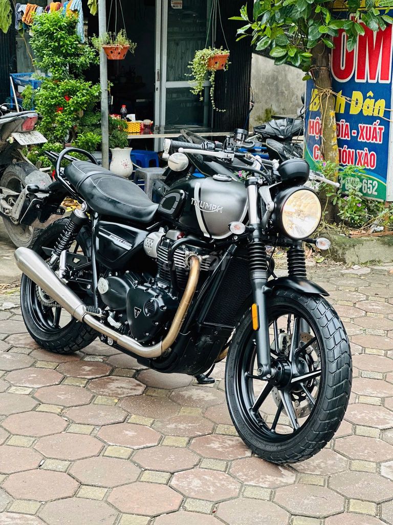 Mạnh Hà Motor bán triumph streetwin900 2019 12k hn. Mua bán Xe máy tại Quận Bắc Từ Liêm Hà Nội được đăng bởi Mạnh Hà Motor hình 4