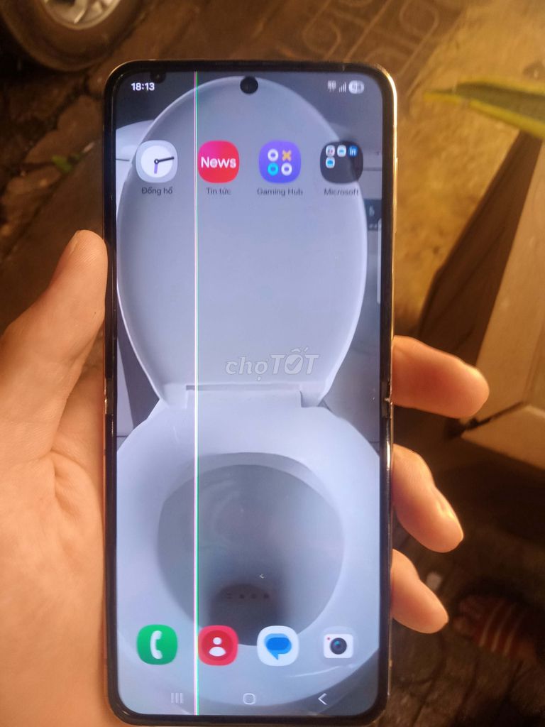 Samsung Z Flip 4 Trắng Đã sử dụng. Mua bán Điện thoại tại Thành phố Buôn Ma Thuột Đắk Lắk được đăng bởi Thành Lê hình 1
