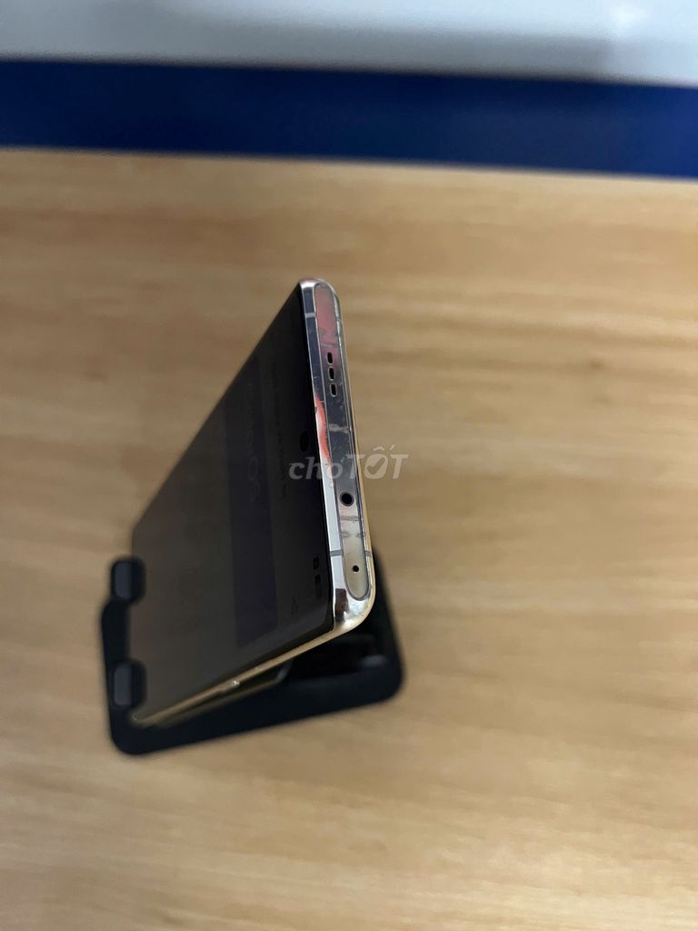 Oppo Find X6 256GB Vàng. Mua bán Điện thoại tại Quận 12 Tp Hồ Chí Minh được đăng bởi KPApple hình 1