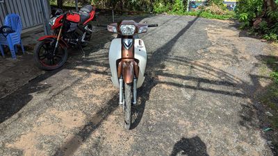 Honda Super Dream 110 Nâu Trắng Đã tân trang. Mua bán Xe máy tại Quận Ninh Kiều Cần Thơ được đăng bởi Bán Phụ Tùng Tháo Xe 