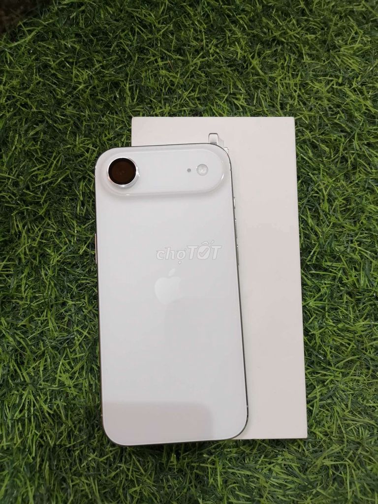 iPhone Air 1TB Trắng Like new. Mua bán Điện thoại tại Thành phố Thủ Đức Tp Hồ Chí Minh được đăng bởi Anh Tuấn Trần hình 1
