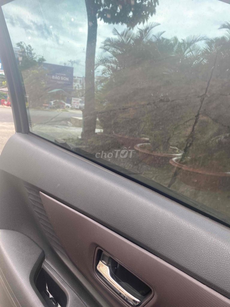 Toyota Avanza Premio 2022 CVT - 150000 km. Mua bán Ô tô tại Quận 7 Tp Hồ Chí Minh được đăng bởi Vo Uyen Nhi hình 6