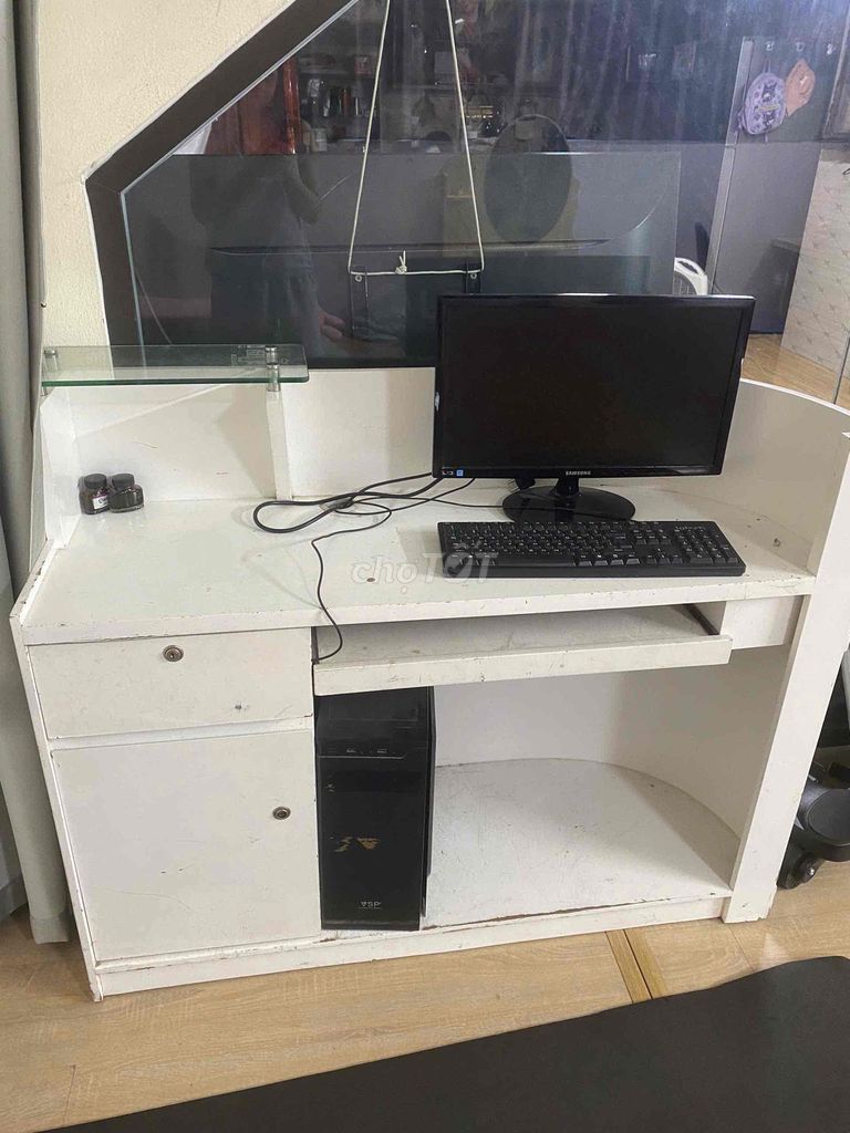 Quầy thanh toán Gỗ Trắng, Xanh lá. Mua bán Đồ chuyên dụng, Giống nuôi trồng tại Quận Bắc Từ Liêm Hà Nội được đăng bởi nhật minh hình 1