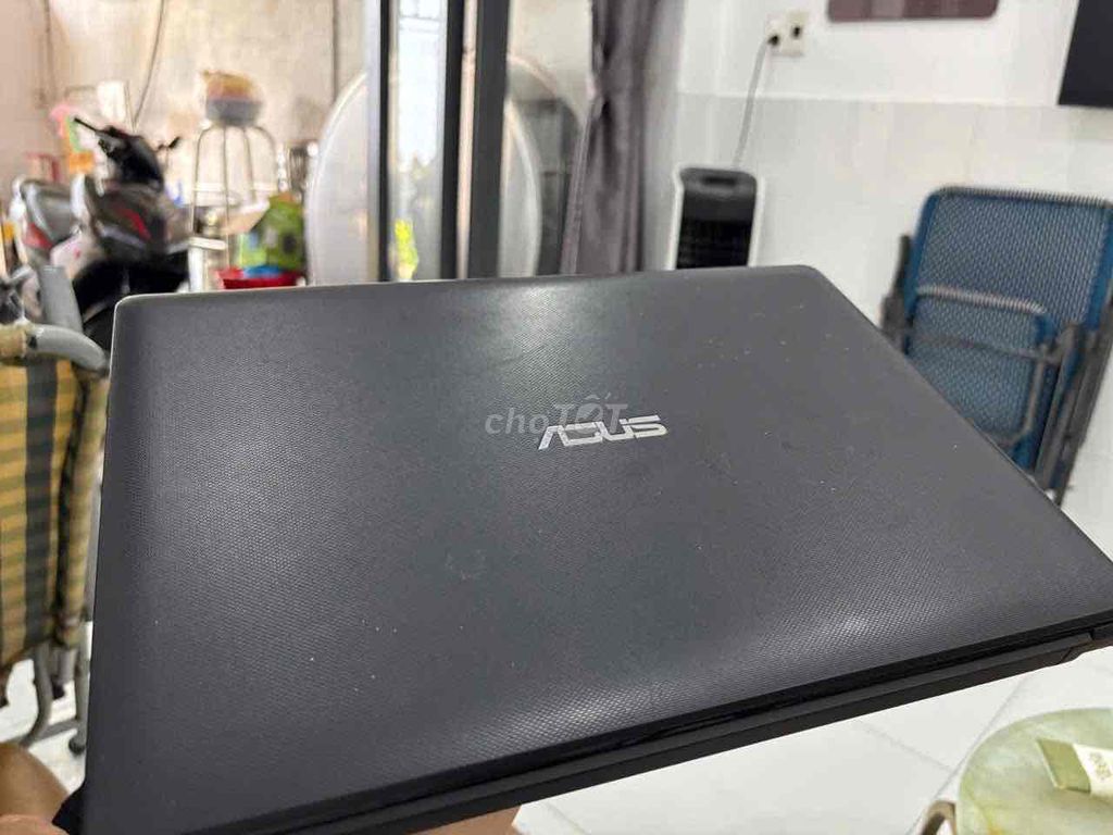 Laptop ASUS Đen. Mua bán Laptop tại Thành phố Thủ Dầu Một Bình Dương được đăng bởi Shop Nam Phong hình 1