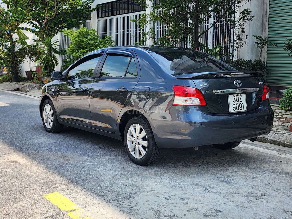 Toyota Yaris 2010 импорт из Японии, 1 владелец с новья