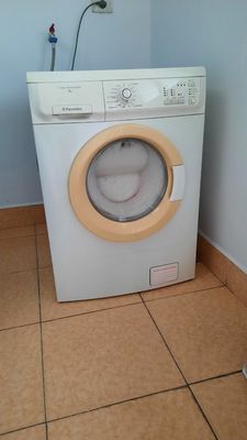 Máy giặt lồng ngang Electrolux 7kg