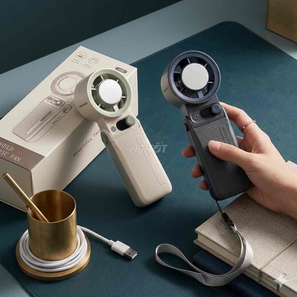 Quạt cầm tay A228 Trắng, Đen. Mua bán Quạt tại Huyện Mỹ Lộc Nam Định được đăng bởi tran tuan anh hình 1