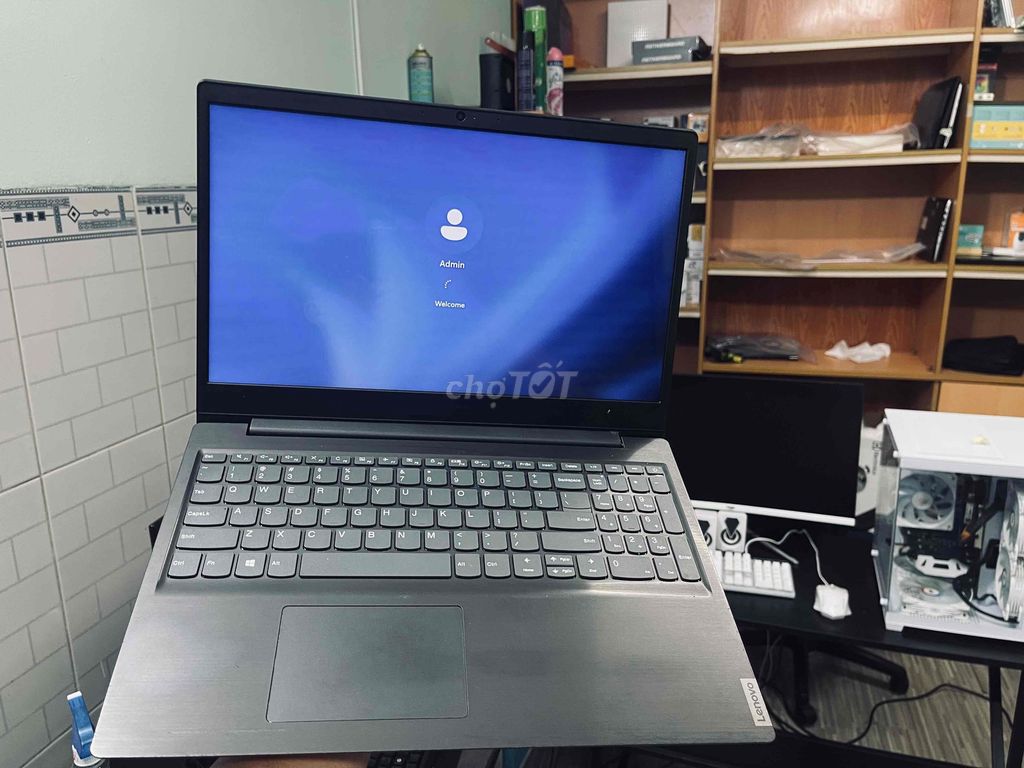 Lenovo Pentium N5402 15.6 inch 8GB/128GB SSD. Mua bán Laptop tại Thị xã Tân Uyên Bình Dương được đăng bởi lê âu hình 1