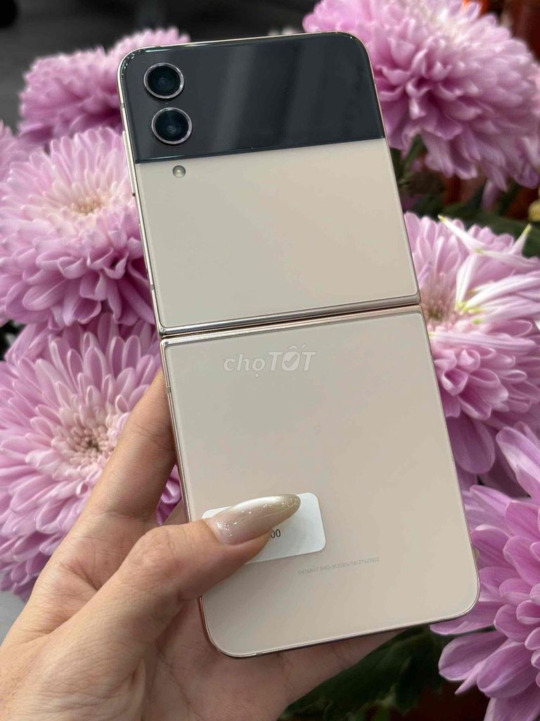 Z Flip 4 8/256GB Bản Hàn Zin đẹp 99 2 sim màn 120h. Mua bán Điện thoại tại Quận Ninh Kiều Cần Thơ được đăng bởi Quý Mobile Cần thơ hình 1