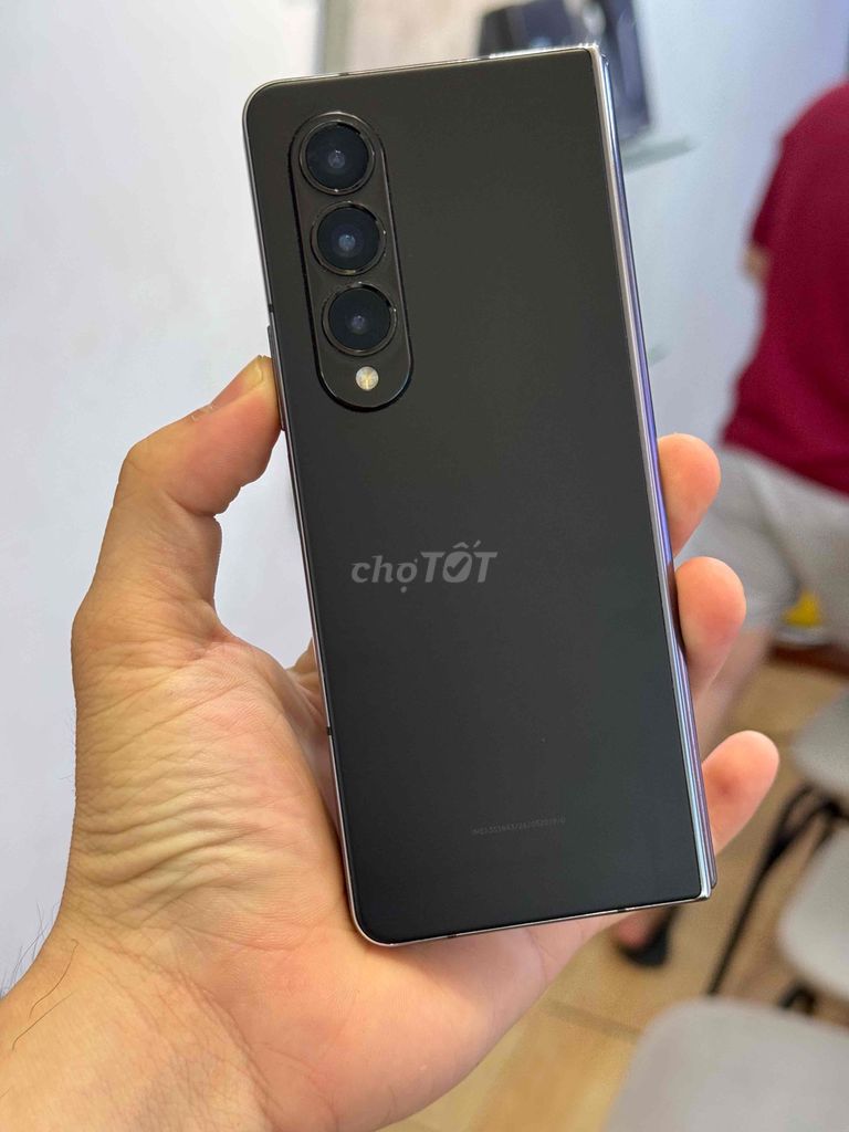Samsung Galaxy Z Fold4 12GB/256GB Đen. Mua bán Điện thoại tại Quận 3 Tp Hồ Chí Minh được đăng bởi 2 Hand STORE  hình 1