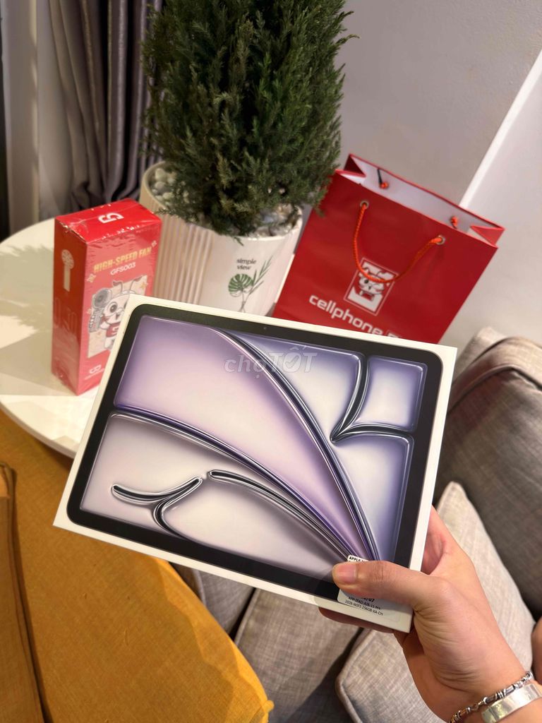 Apple iPad Air M4 256GB Xám. Mua bán Máy tính bảng tại Quận Tân Bình Tp Hồ Chí Minh được đăng bởi Criss Anh Tú (CRISS ANH TÚ) hình 1