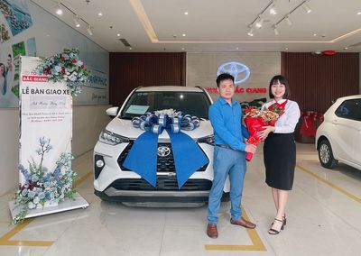 Toyota Veloz Top 2022 màu trắng, 4 vạn km. Mua bán Ô tô tại Huyện Sơn Động Bắc Giang được đăng bởi Hoàng Khoa