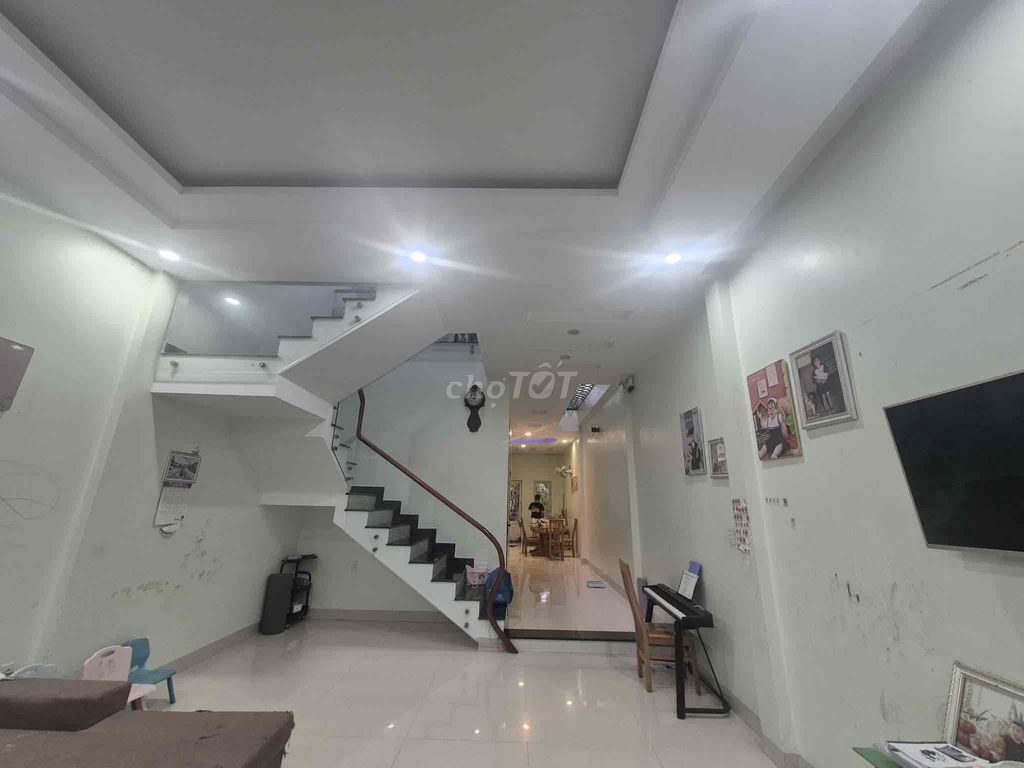 Аренда · 3 комн. · 100 м² · Quận Cẩm Lệ, ул. Đường Cẩm Chánh 5