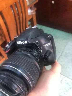 Nikon D3200 (18-55m )máy zin đẹp bảo hành 03 Th