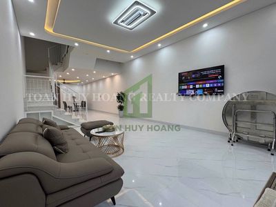 Rent · 4 bd · 95 м² · Quận Ngũ Hành Sơn, ул. Đường Đoàn Khuê