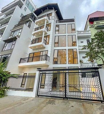 Аренда · 9 комн. · 180 м² · Quận Phú Nhuận, ул. Đường Huỳnh Văn Bánh