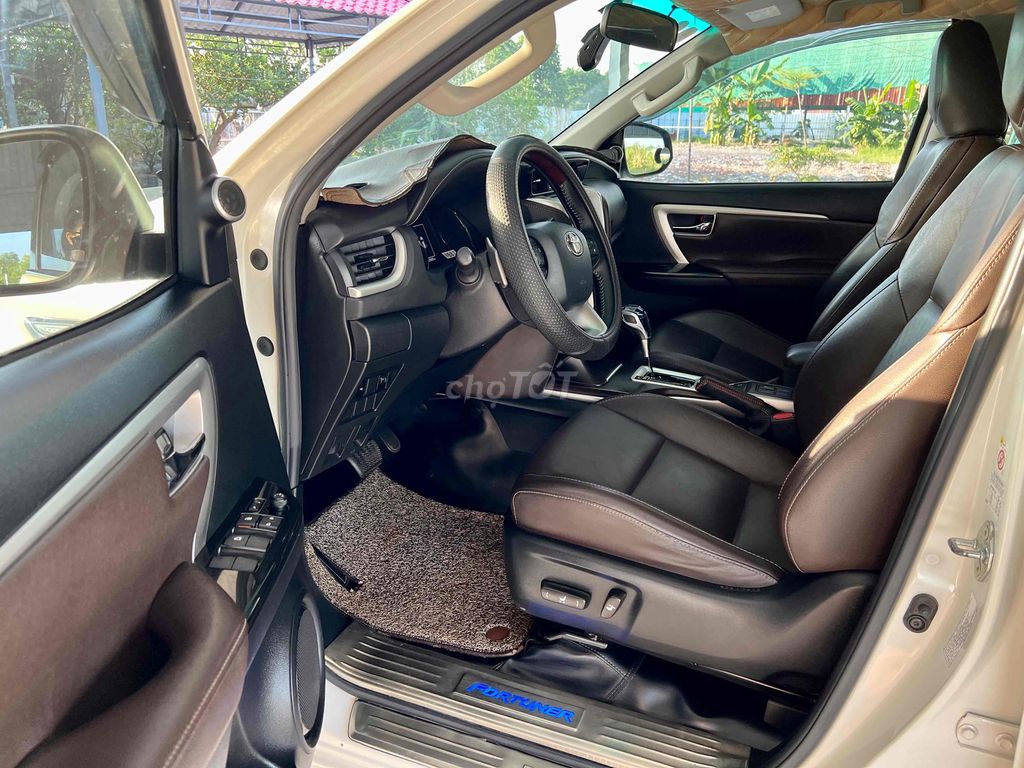 Fortuner 2018 Dầu tự động Xe gia đình SG 51G-. Mua bán Ô tô tại Huyện Hóc Môn Tp Hồ Chí Minh được đăng bởi Sao Mai Home Oto hình 11
