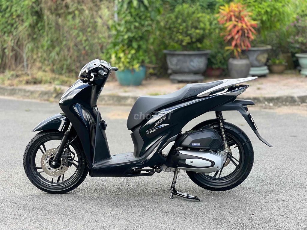 Shvn 160Cbs Đen Sporty Cuối 2023 Uỷ Quyền Có Góp🎉🎉. Mua bán Xe máy tại Thành phố Biên Hòa Đồng Nai được đăng bởi Xe Máy Phát Đồng hình 5