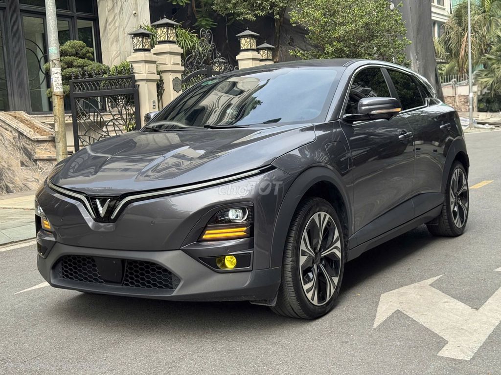 VinFast VF 6 Plus mua pin 2025. Mua bán Ô tô tại Quận Long Biên Hà Nội được đăng bởi PHÚC LÂM  AUTO hình 12