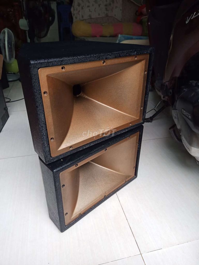 Thùng trep. Mua bán Tivi, Âm thanh tại Huyện Đức Hòa Long An được đăng bởi võ văn hùng hình 1