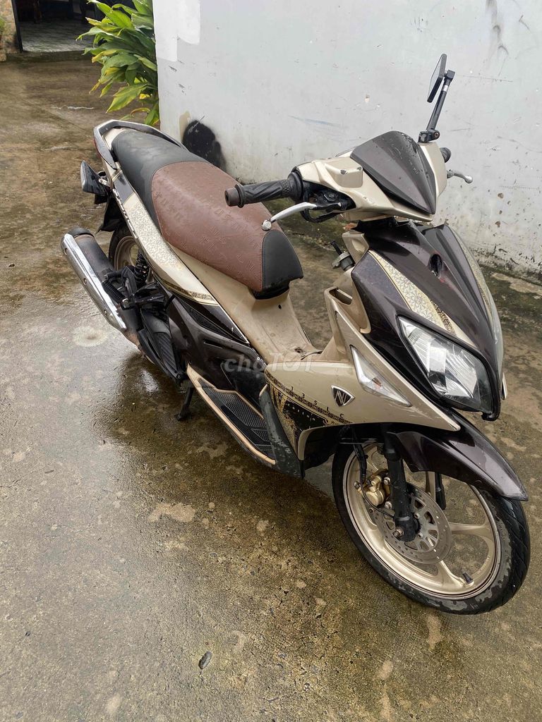 nouvo bình đề máy êm xe giấy tờ đầy đủ. Mua bán Xe máy tại Thành phố Biên Hòa Đồng Nai được đăng bởi Nguyễn Thành Công hình 4