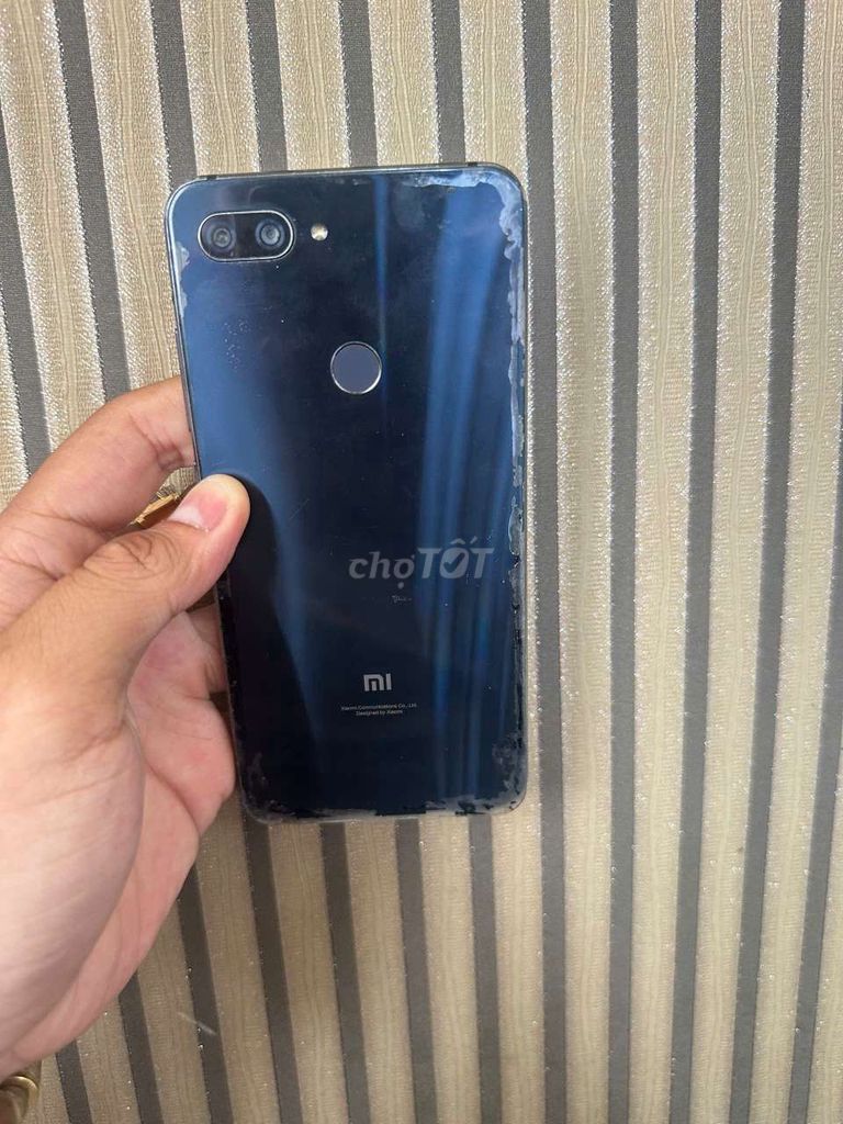 Xiaomi Mi 8 Lite 64GB Đen Đã thay pin. Mua bán Điện thoại tại Thành phố Dĩ An Bình Dương được đăng bởi Nguyễn Quang Khánh hình 1