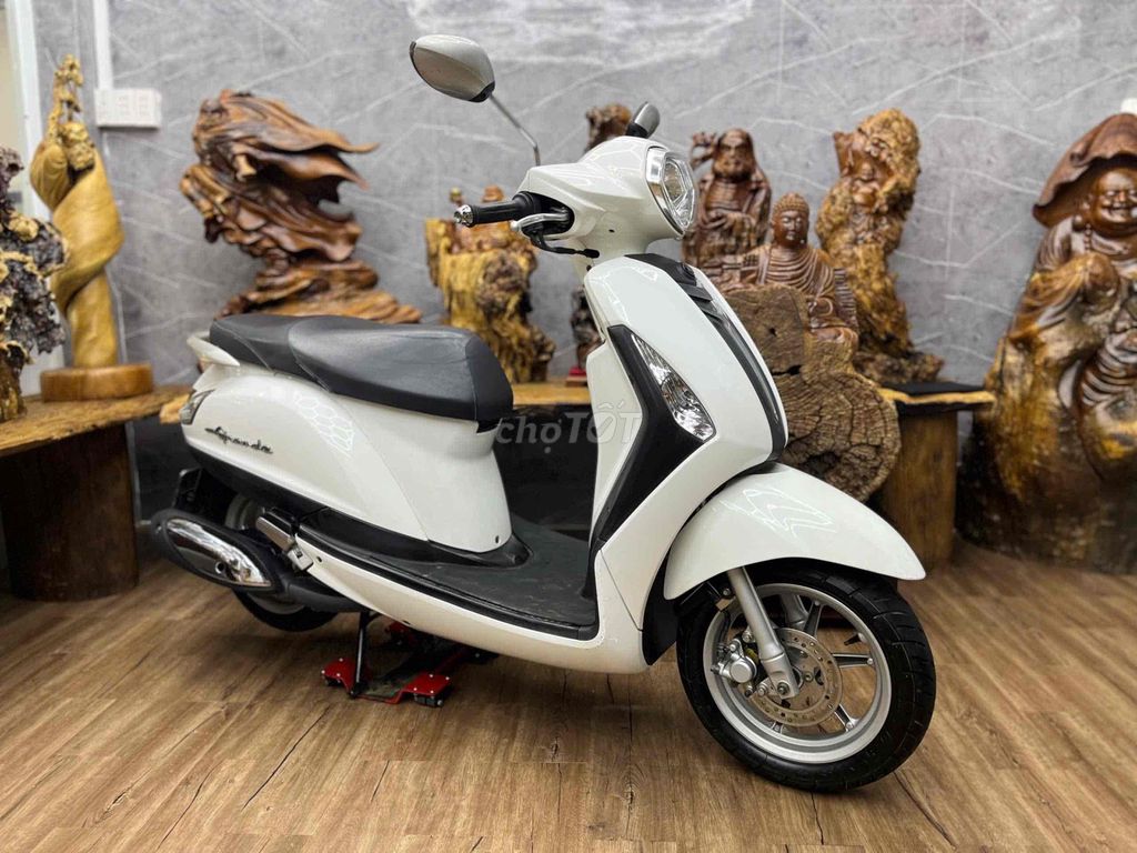 👉Grande chính chủ biển SG máy móc zin êm. Mua bán Xe máy tại Quận 7 Tp Hồ Chí Minh được đăng bởi Xe Cũ Hiếu CT hình 4