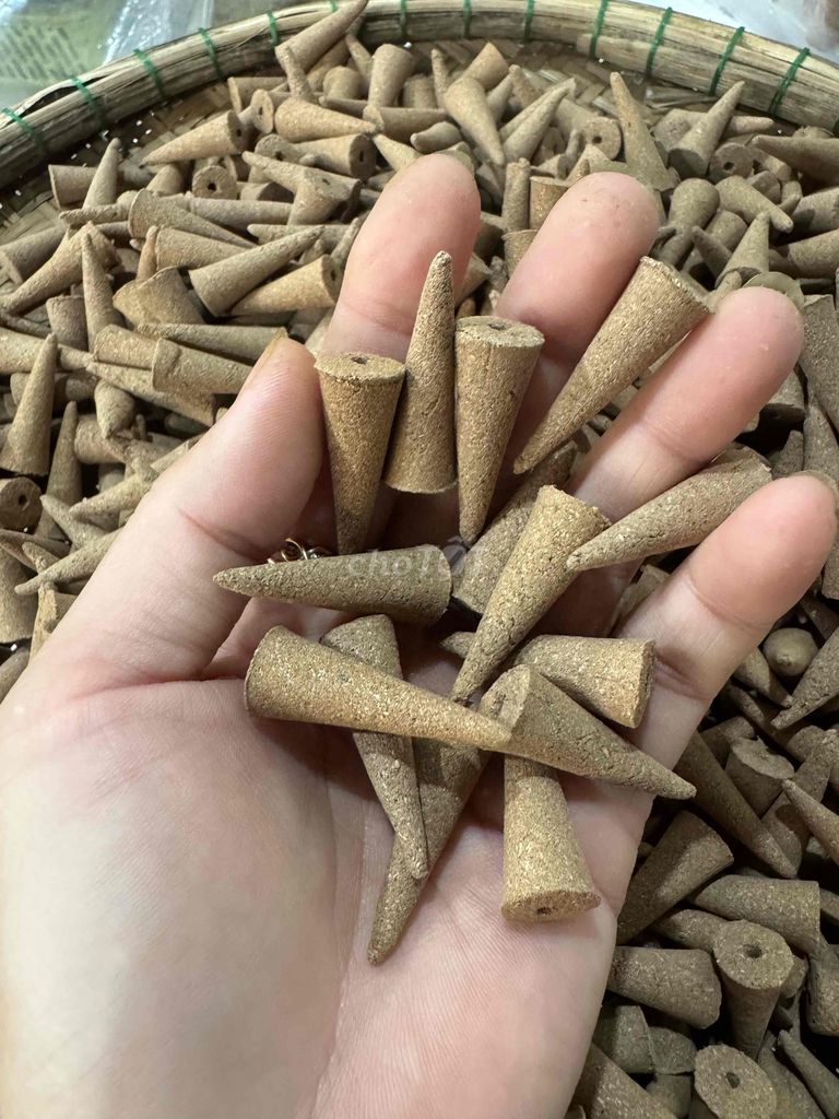 trầm nụ và nhang nụ trầm hương. Mua bán Nội thất, đồ gia dụng khác tại Thành phố Bắc Ninh Bắc Ninh được đăng bởi thuỳ dương trầm hương  hình 1