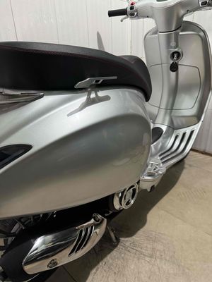 Vespa Sprint Bạc porsche. Mua bán Xe máy tại Quận 8 Tp Hồ Chí Minh được đăng bởi Silver