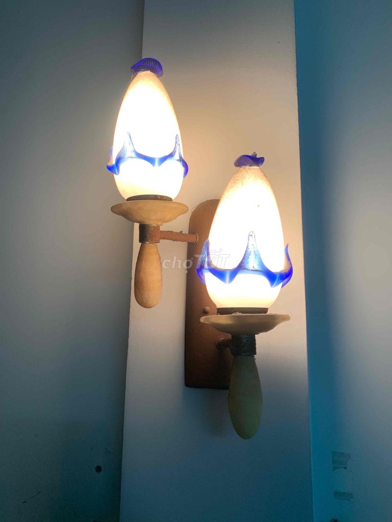Đèn trang trí ốp tường đã dùng. Mua bán Đèn tại Quận 6 Tp Hồ Chí Minh được đăng bởi Phát Đạt hình 1