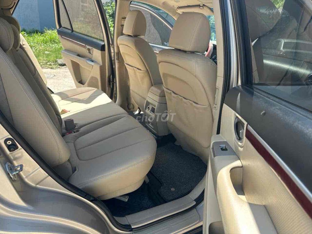 Hyundai Santa Fe 2007 2.7L 4WD - 10000 km. Mua bán Ô tô tại Quận Bắc Từ Liêm Hà Nội được đăng bởi Nguyễn hữu hùng  hình 8