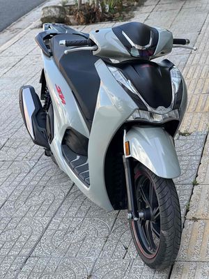 Sh350i máy thái, xi măng đẹp zin, rẻ. Mua bán Xe máy tại Thành phố Vũng Tàu Bà Rịa - Vũng Tàu được đăng bởi Xe Máy Phạm Tuấn