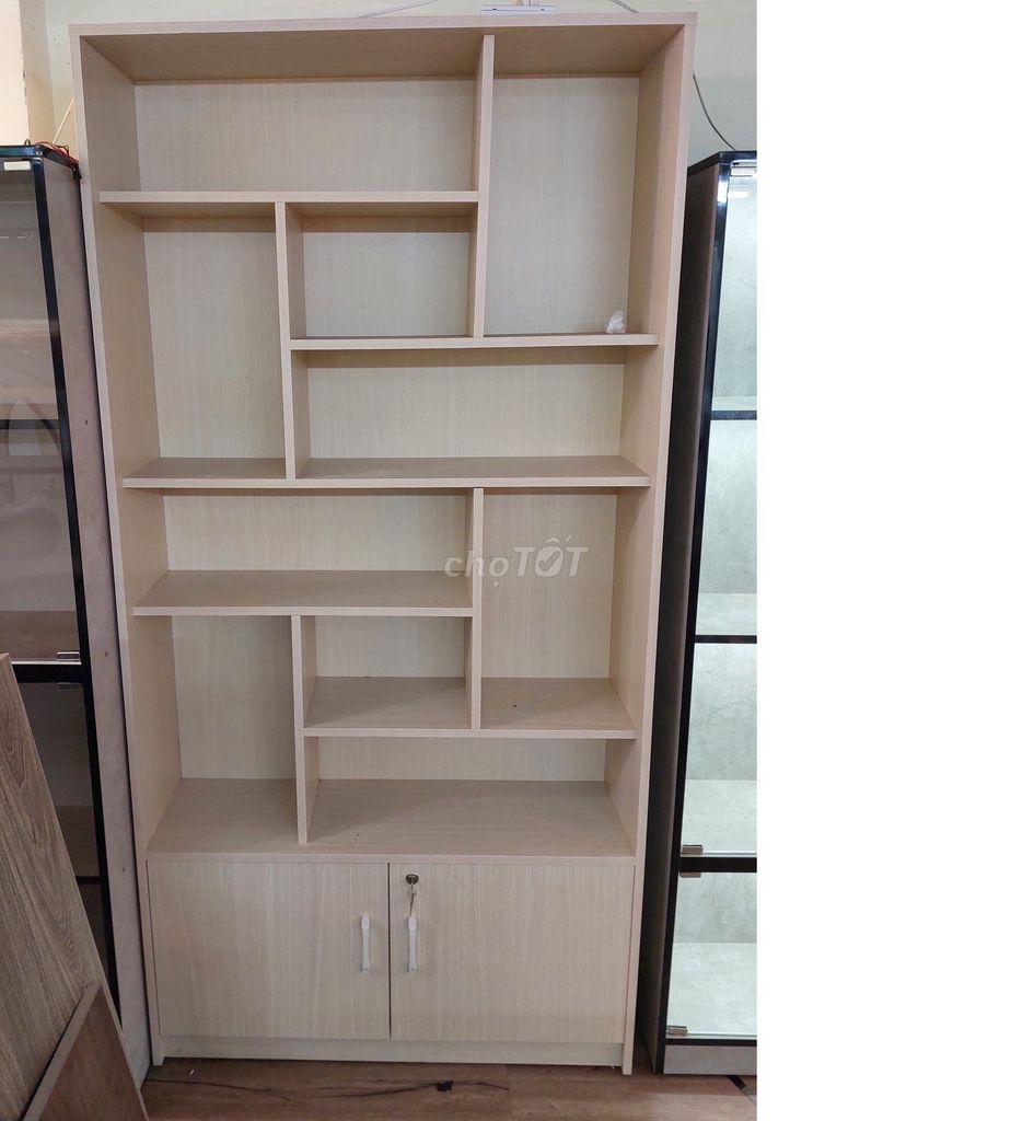 Tủ Kệ sách vở/ trưng bày 1m x 2m x 30cm. Mua bán Tủ, kệ gia đình tại Quận Tân Phú Tp Hồ Chí Minh được đăng bởi NGUYỄN HẠNH BÀN GHẾ TỦ KỆ hình 1