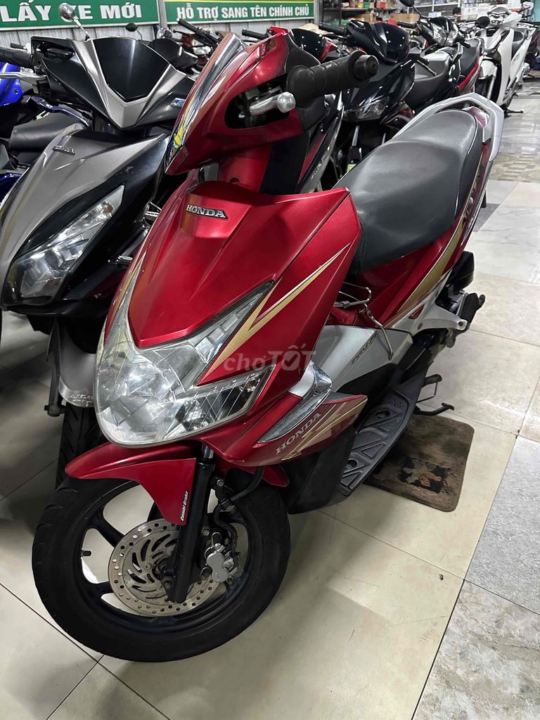 📌📣 AB 2011 Fi vành 6 lá màu đỏ còn rất đẹp, máy êm. Mua bán Xe máy tại Thành phố Huế Thừa Thiên Huế được đăng bởi Xe Máy Nhật Vy hình 2