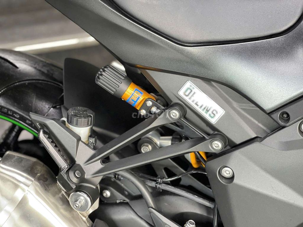 Z1000R 2025 SIÊU LƯỚT ODO 25KM. Mua bán Xe máy tại Quận Tây Hồ Hà Nội được đăng bởi Tu Phamanh hình 7