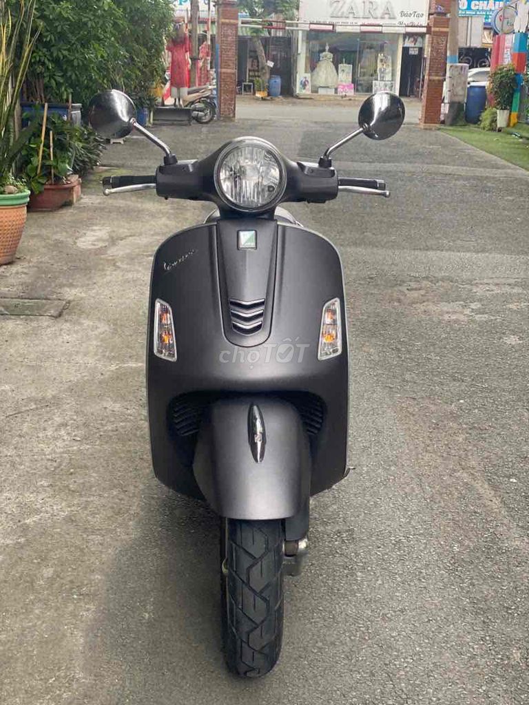 vespa GTS chính chủ.bán trả góp.trao đổi xe. Mua bán Xe máy tại Thành phố Thuận An Bình Dương được đăng bởi Xe Máy Khánh Dương hình 2