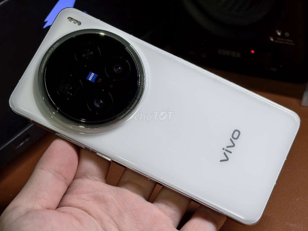 Vivo X200 Pro bản 12/256 kèm sạc zin